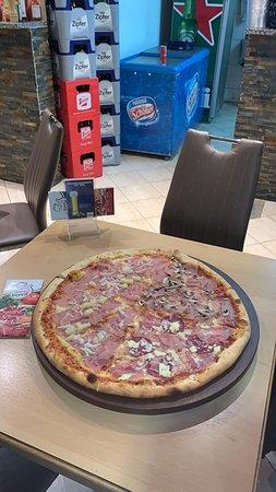 Pizzeria Napoli